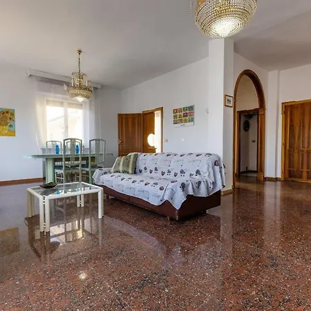 Il Lupo E La Volpe - Parcheggio Gratis *