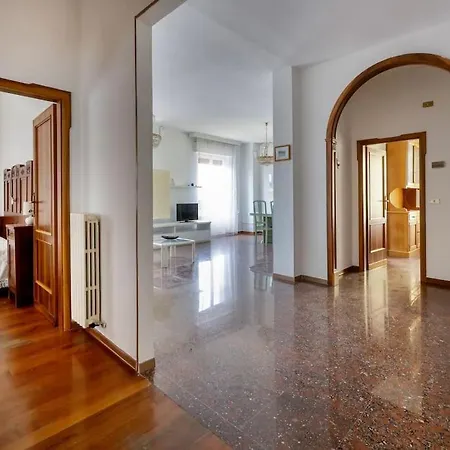 Il Lupo E La Volpe - Parcheggio Gratis Appartement